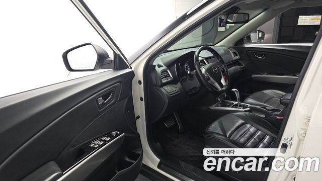 KG Mobility (SsangYong) Tivoli LX 2WD HI-DLX 2015 — фото 10