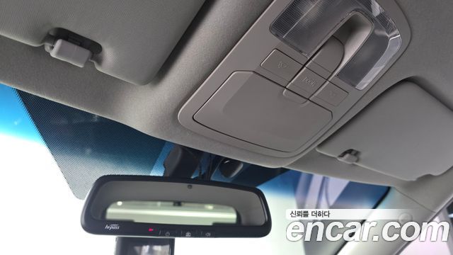 KG Mobility (SsangYong) Tivoli LX 2WD HI-DLX 2015 — фото 17
