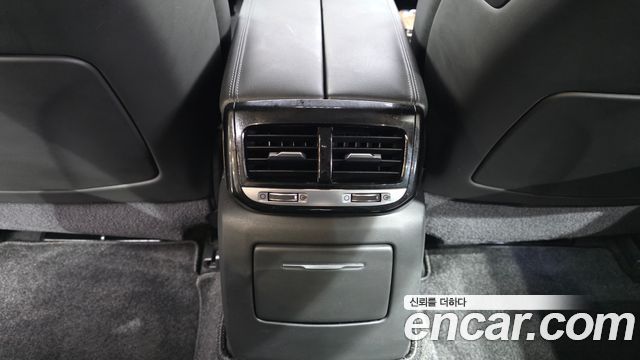 Genesis EQ900 3.8 GDI AWD Premium Luxury 2016 — фото 35
