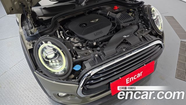 MINI Cooper 5Door Standard 3rd 2019 — фото 6