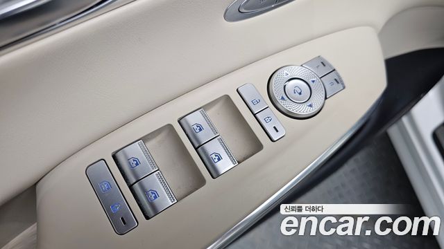 Genesis GV70 2.5T Gasoline 2WD 2024 — фото 14
