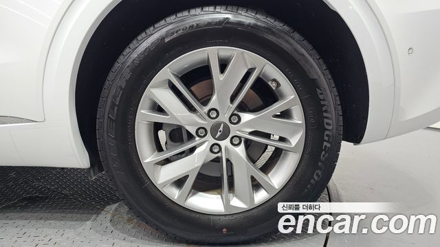 Genesis GV70 2.5T Gasoline 2WD 2024 — фото 21