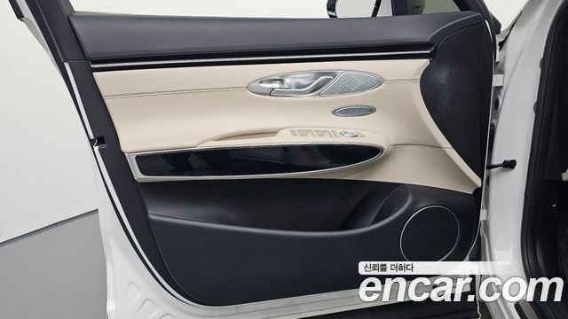 Genesis GV70 2.5T Gasoline 2WD 2024 — фото 24