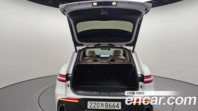 Genesis GV70 2.5T Gasoline 2WD 2024 — фото 36