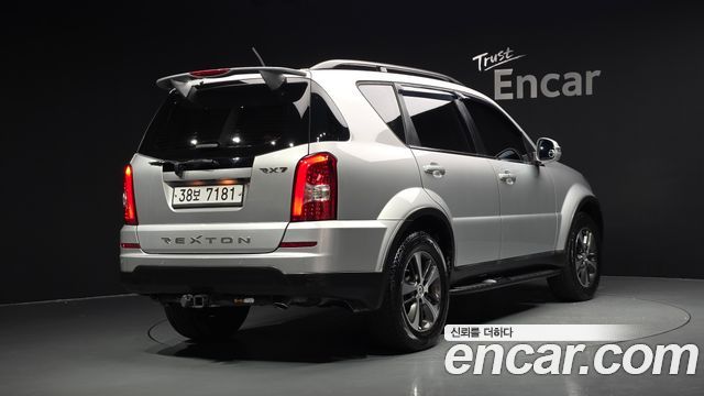 KG Mobility (SsangYong) Rexton W 2.0 4WD RX7 Prestige 2015 — фото 2