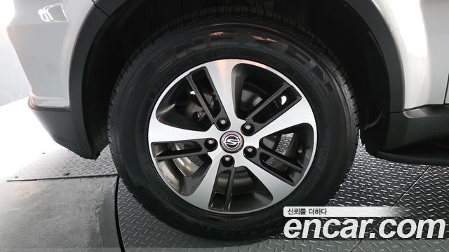 KG Mobility (SsangYong) Rexton W 2.0 4WD RX7 Prestige 2015 — фото 5