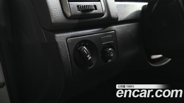 KG Mobility (SsangYong) Rexton W 2.0 4WD RX7 Prestige 2015 — фото 27