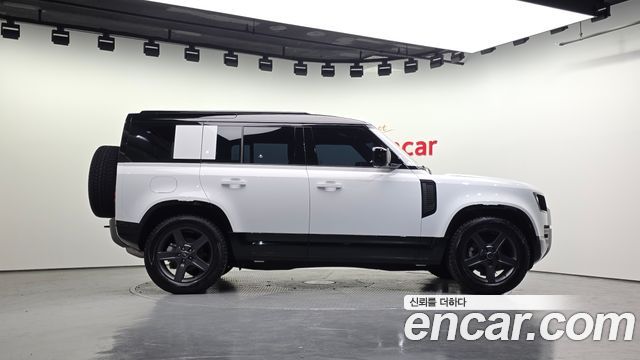 Land Rover Defender (L663) 110 D250 X-Dynamic SE 2025 — фото 5