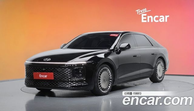 Hyundai Grandeur Hybrid (GN7) Calligraphy 2023 — фото 1