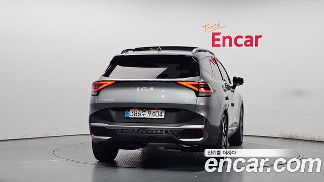 Kia Sportage (V) Diesel 2.0 4WD Signature Gravity 2022 — фото 4