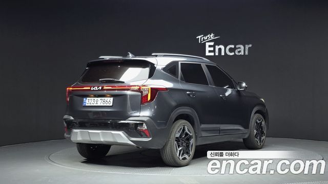 Kia Seltos Gasoline 1.6 Turbo 2WD Signature 2023 — фото 2