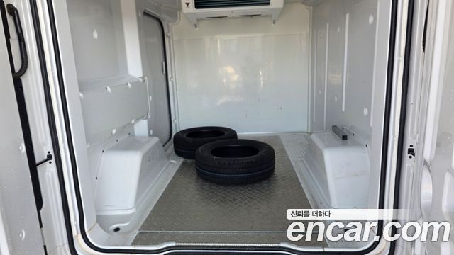 Hyundai ST1 Cargo Freezer Container Premium 2025 — фото 20