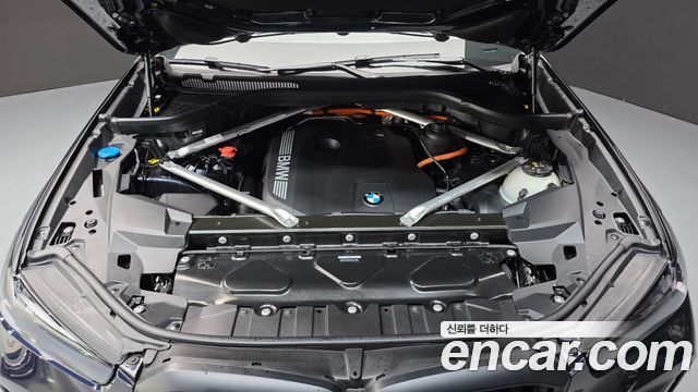 BMW X5 (G05) xDrive 50e M Sport 2025 — фото 6