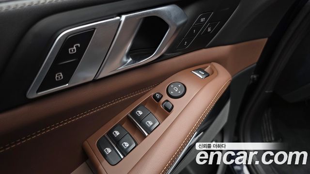 BMW X5 (G05) xDrive 50e M Sport 2025 — фото 13