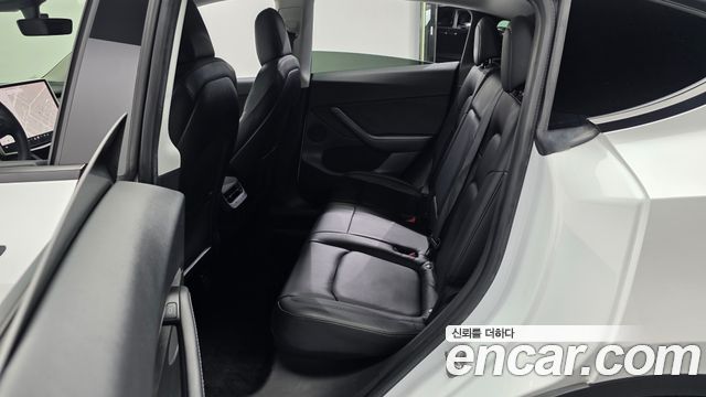 Tesla Model Y Long Range AWD 2021 — фото 26