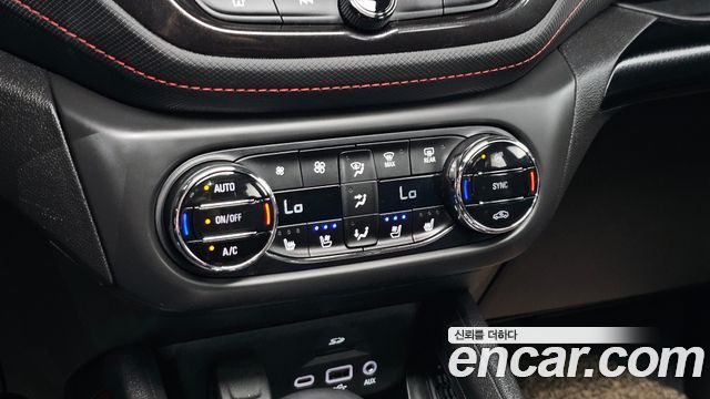 Chevrolet Trailblazer 1.3 Turbo 4WD RS 2023 — фото 27