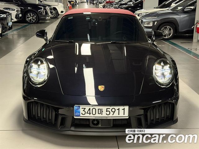 Porsche 911 (992) Carrera GTS Cabriolet 2025 — фото 2
