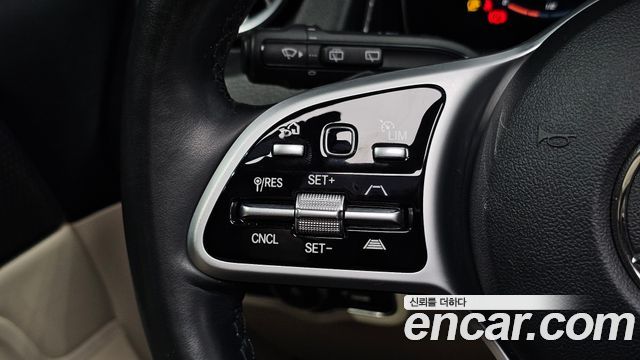 Mercedes-Benz GLB-Class (X247) GLB220 2020 — фото 20