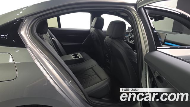 BMW 5 Series (G60) 520i M Sport 2026 — фото 19