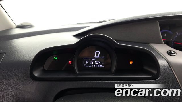 KG Mobility (SsangYong) Korando Turismo 4WD GT 11-seater 2014 — фото 8