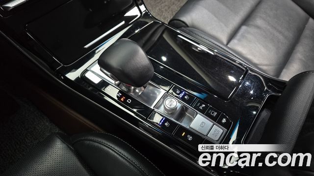 Kia K7 Premier 3.0 LPI Prestige(Rented) 2020 — фото 9