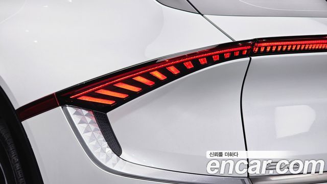 Kia EV6 Long Range Earth 2024 — фото 23