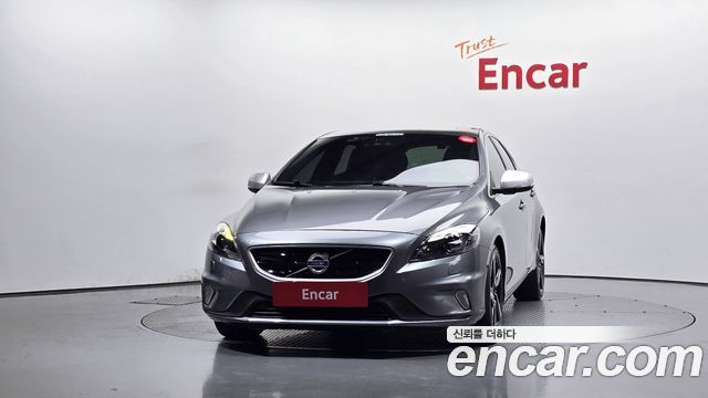 Volvo V40 D4 2nd 2016 — фото 3