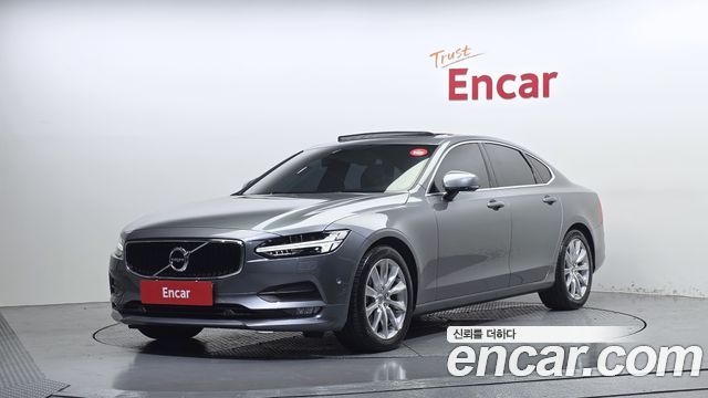 Volvo S90 D4 Momentum
