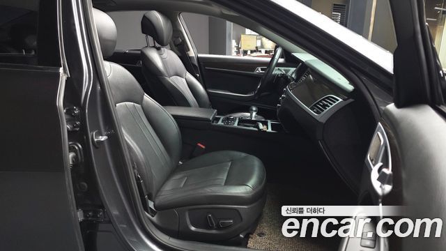 Genesis G80 3.3 GDI AWD Premium Luxury 2017 — фото 11