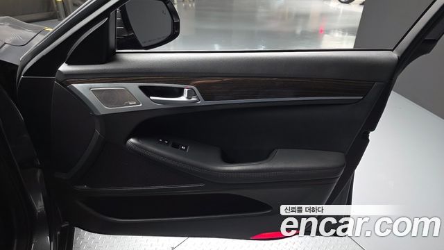 Genesis G80 3.3 GDI AWD Premium Luxury 2017 — фото 24