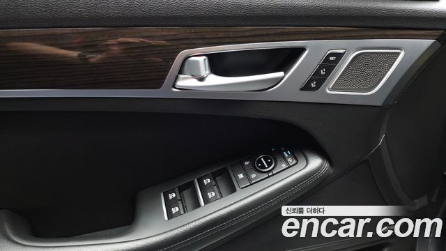 Genesis G80 3.3 GDI AWD Premium Luxury 2017 — фото 29