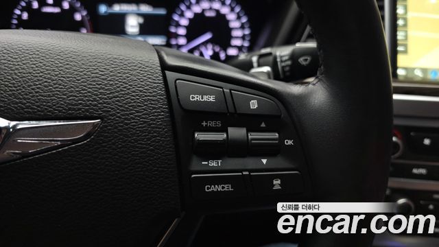 Genesis G80 3.3 GDI AWD Premium Luxury 2017 — фото 30