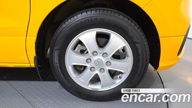 Hyundai Grand Starex School Bus LPi 2021 — фото 21