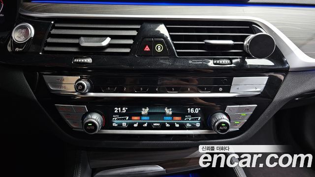 BMW 5 Series (G30) 530i Luxury 2023 — фото 22