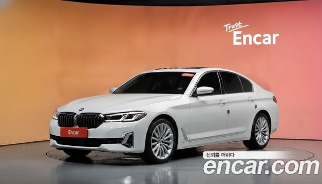 BMW 5 Series (G30) 530i Luxury 2023 — фото 1