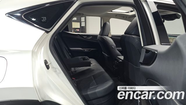 Lexus NX450h+ (II) Premium 2022 — фото 12