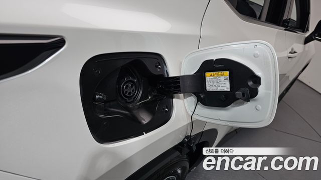 Lexus NX450h+ (II) Premium 2022 — фото 32
