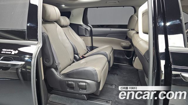 Kia Carnival (IV) Gasoline 7-Seater Noblesse 2024 — фото 11