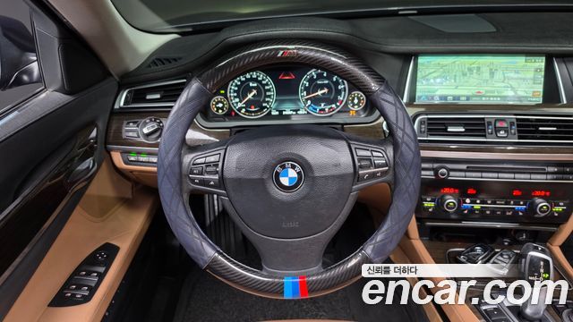 BMW 7 Series (F01) 740Li 2013 — фото 12
