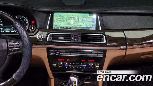 BMW 7 Series (F01) 740Li 2013 — фото 13