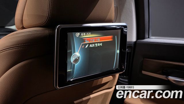 BMW 7 Series (F01) 740Li 2013 — фото 19
