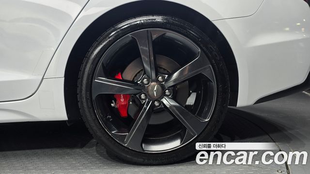 Genesis G70 2.0T Elite 2019 — фото 21