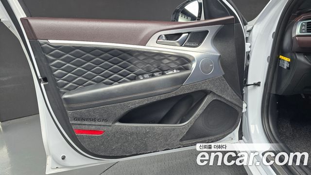 Genesis G70 2.0T Elite 2019 — фото 24