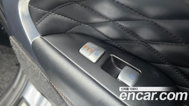 Genesis G70 2.0T Elite 2019 — фото 27
