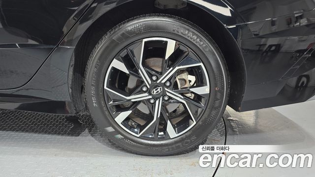 Hyundai Sonata The Edge (DN8) 2.0 Premium 2024 — фото 21