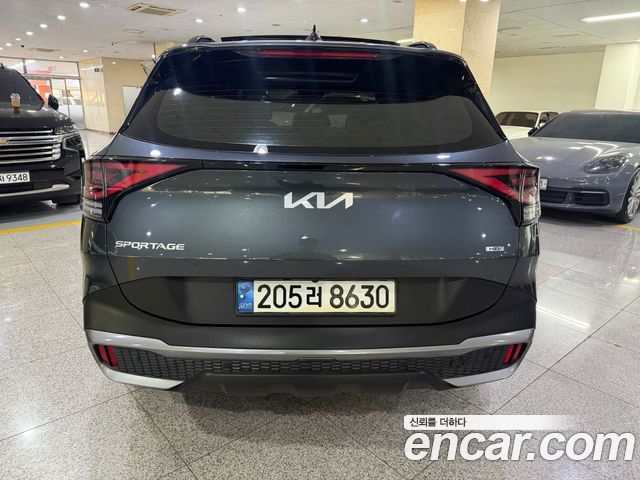 Kia Sportage Hybrid (V) Signature Gravity 2WD 2022 — фото 4