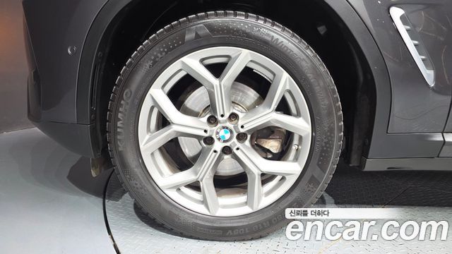BMW X4 (G02) xDrive20i xLine 2023 — фото 5