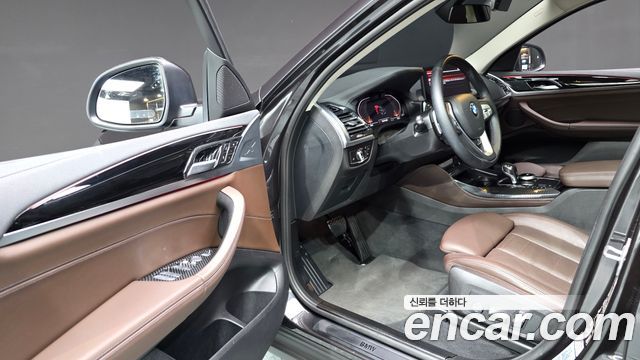 BMW X4 (G02) xDrive20i xLine 2023 — фото 10