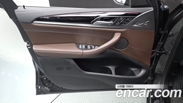 BMW X4 (G02) xDrive20i xLine 2023 — фото 24