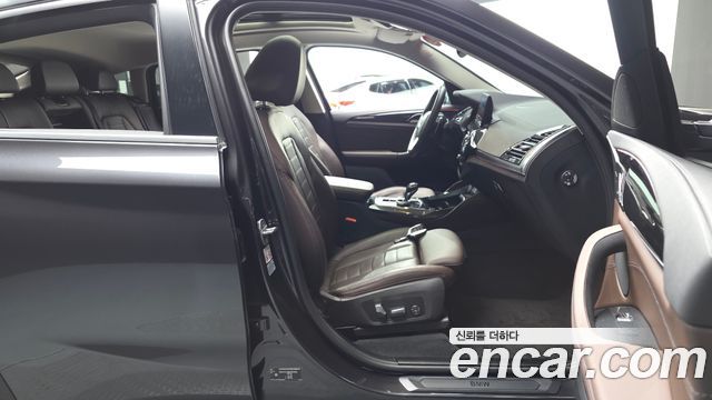 BMW X4 (G02) xDrive20i xLine 2023 — фото 26